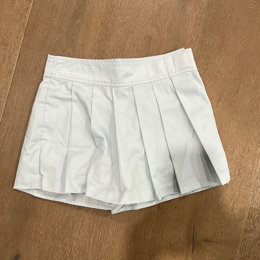 Sun-deh skort - size 00 (bought from aritzia)